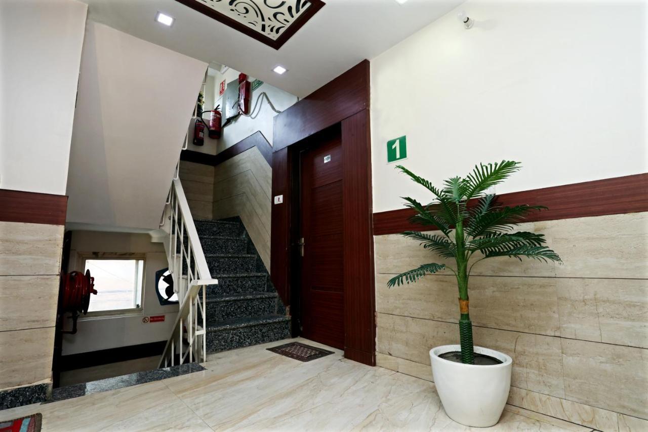 Hotel Toto International Dx New Delhi Eksteriør bilde