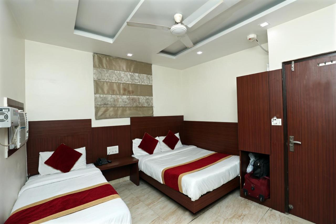 Hotel Toto International Dx New Delhi Eksteriør bilde