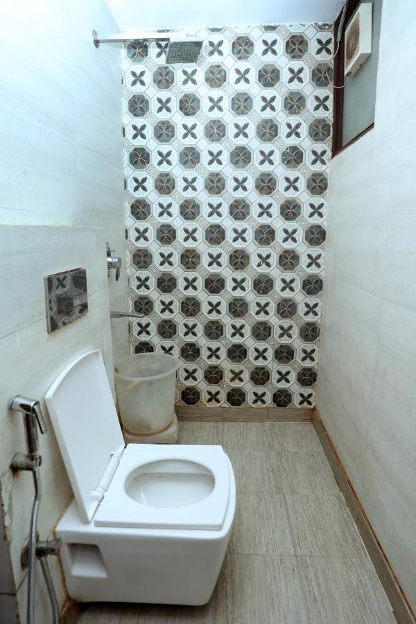 Hotel Toto International Dx New Delhi Eksteriør bilde