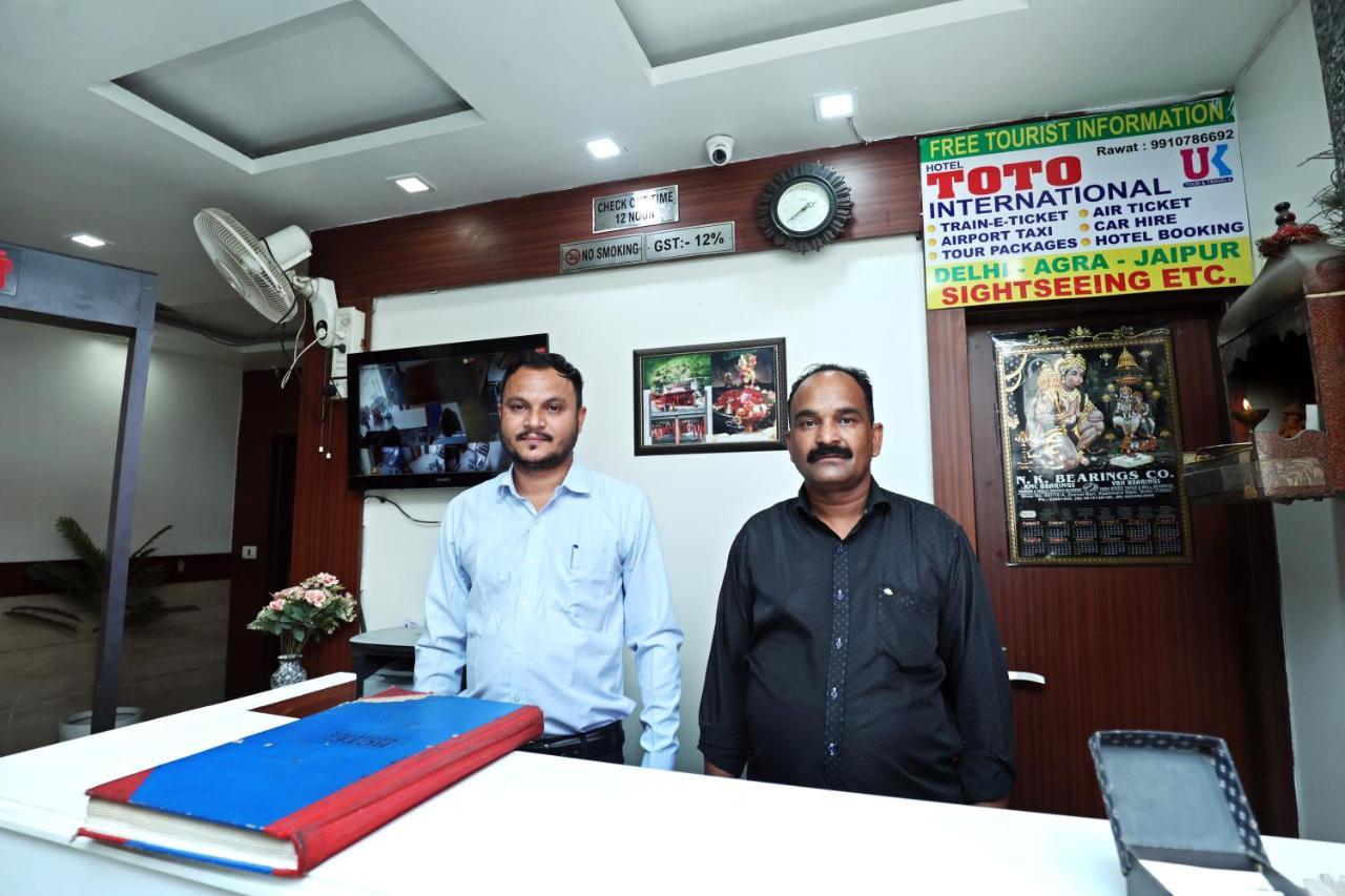 Hotel Toto International Dx New Delhi Eksteriør bilde