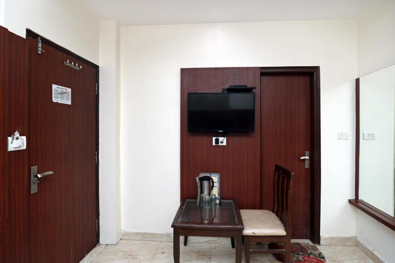 Hotel Toto International Dx New Delhi Eksteriør bilde