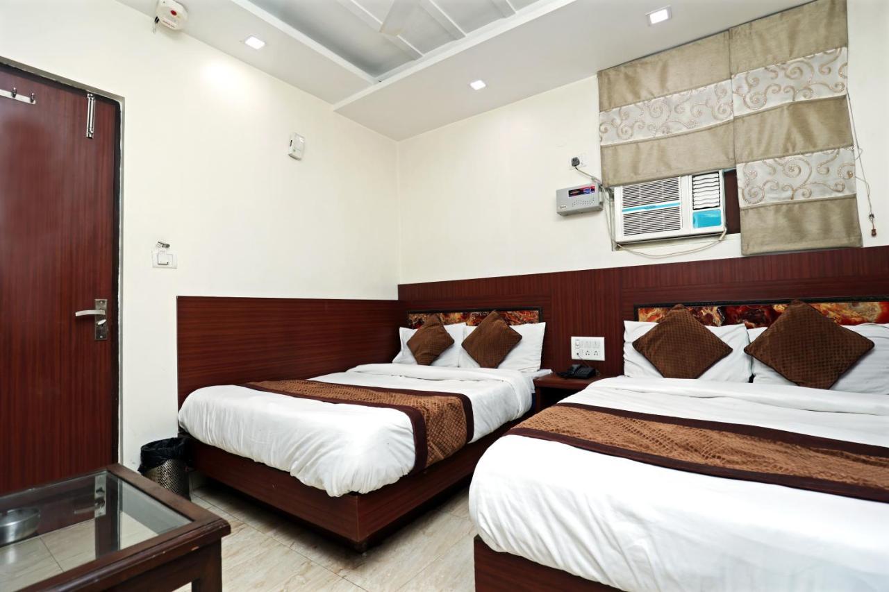 Hotel Toto International Dx New Delhi Eksteriør bilde