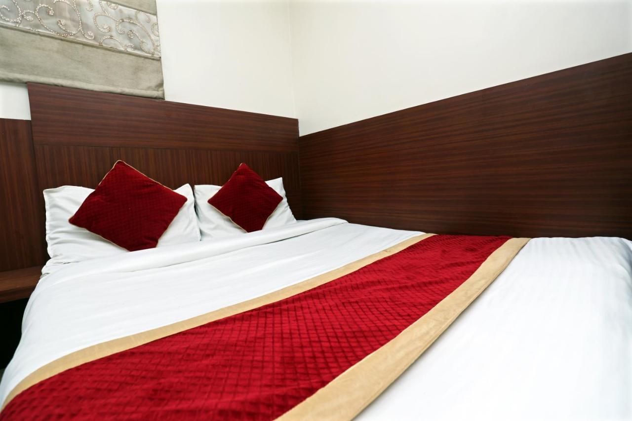 Hotel Toto International Dx New Delhi Eksteriør bilde
