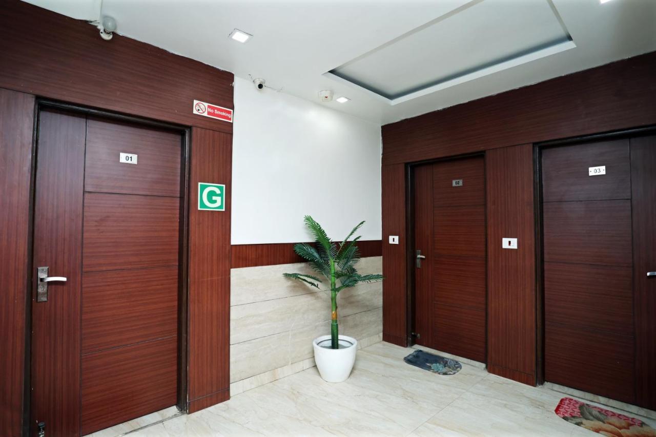Hotel Toto International Dx New Delhi Eksteriør bilde